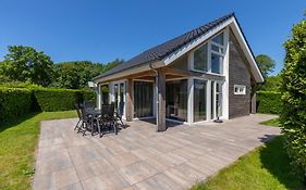 Luxe Vakantiehuis De Zonnestraal, Kloosterweg 85 | Burgh Haamstede